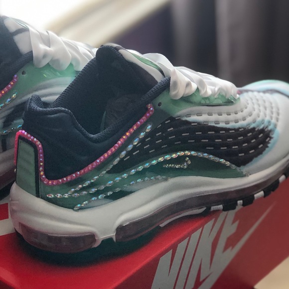 Nike Air Max Deluxe w/Custom Swarovski Stones - Picture 2 of 4